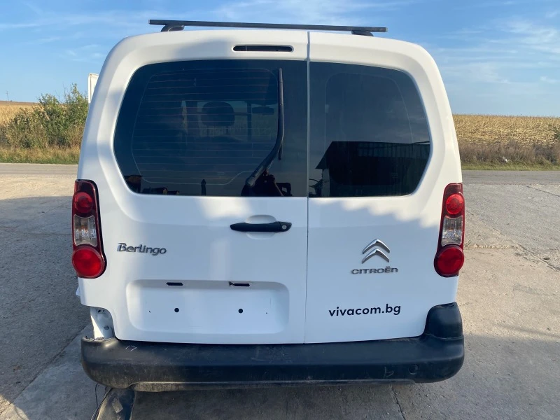 Citroen Berlingo 1.6 BlueHDI, снимка 11 - Автомобили и джипове - 42421675