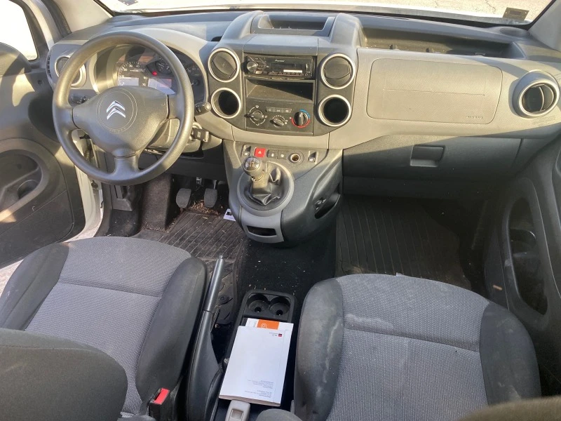 Citroen Berlingo 1.6 BlueHDI, снимка 14 - Автомобили и джипове - 42421675