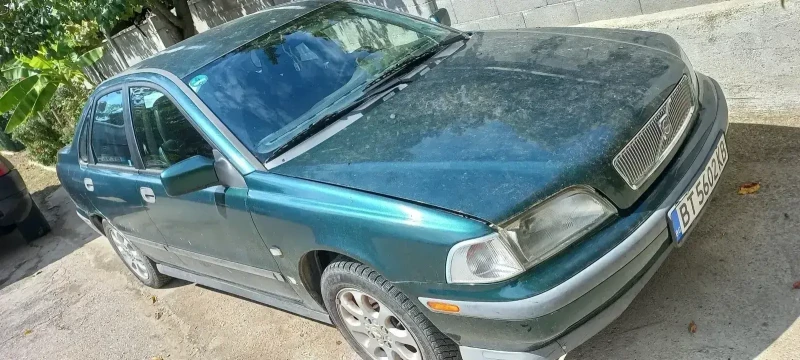 Volvo S40 1.8, снимка 1 - Автомобили и джипове - 47273341