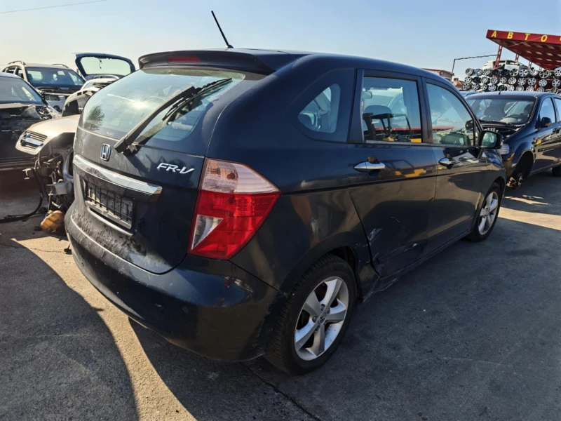 Honda Fr-v 2.2 i-CTDi, снимка 4 - Автомобили и джипове - 51088865