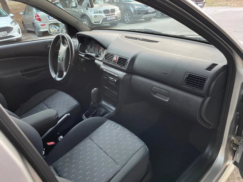 Skoda Octavia 1.9 TDI, снимка 9 - Автомобили и джипове - 51897817