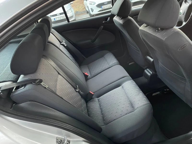 Skoda Octavia 1.9 TDI, снимка 11 - Автомобили и джипове - 51897817