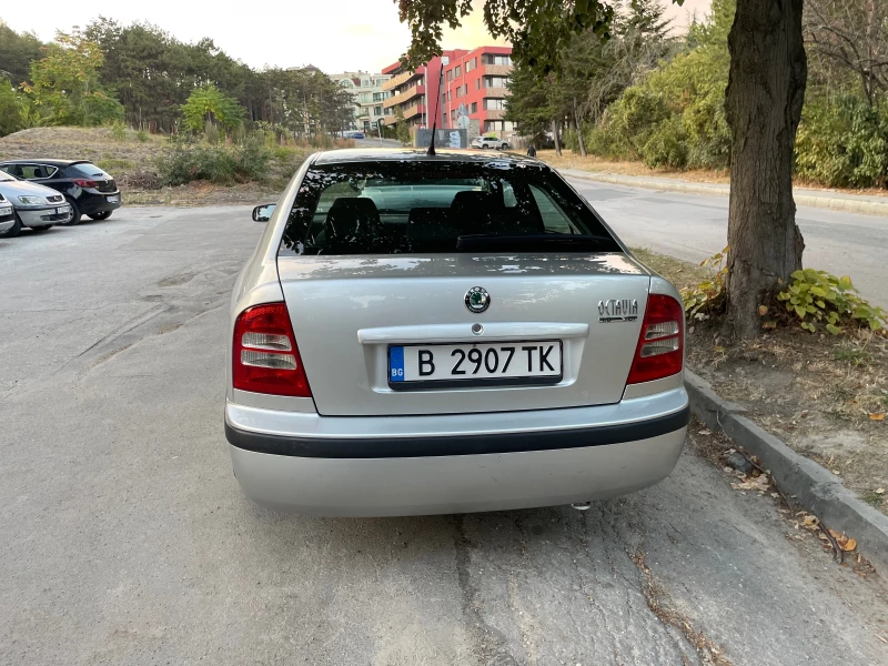 Skoda Octavia 1.9 TDI, снимка 4 - Автомобили и джипове - 51897817