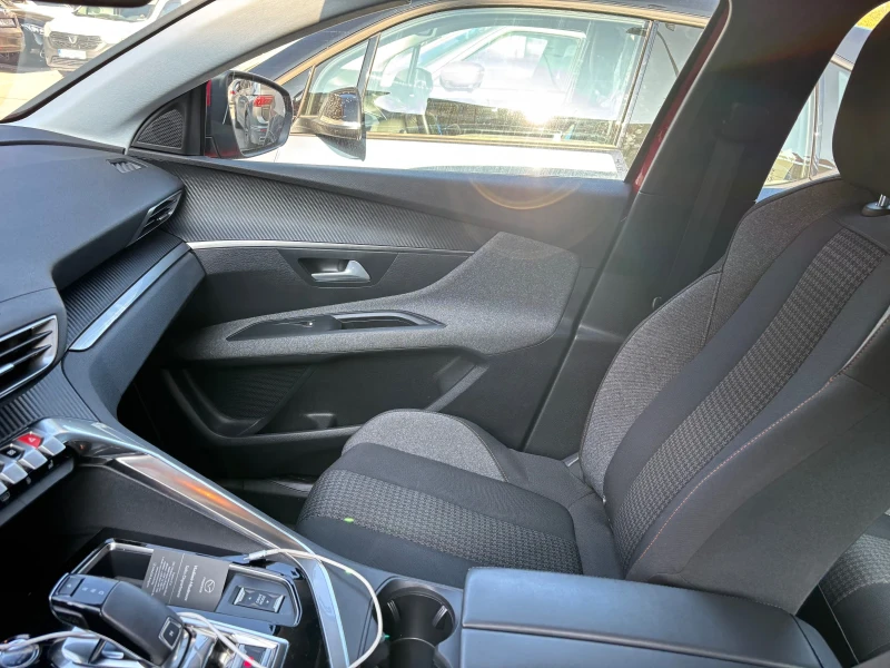 Peugeot 3008 Първи собственик, реални 50500 км., снимка 11 - Автомобили и джипове - 52435900