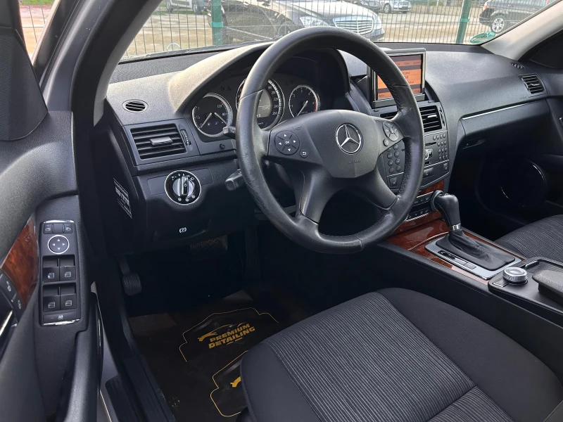 Mercedes-Benz C 320, снимка 7 - Автомобили и джипове - 52725986