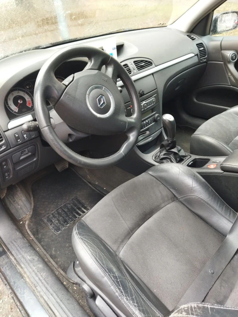 Renault Laguna Турбо бензин , снимка 4 - Автомобили и джипове - 52950025