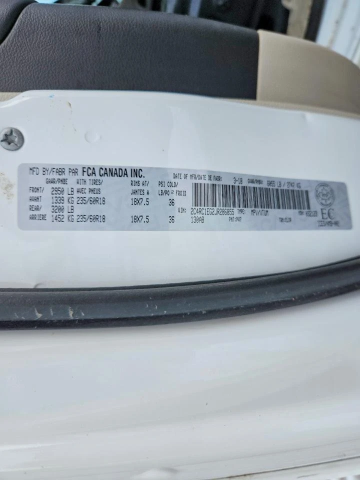 Chrysler Pacifica Touring-L Plus 2WD, снимка 13 - Автомобили и джипове - 53907923