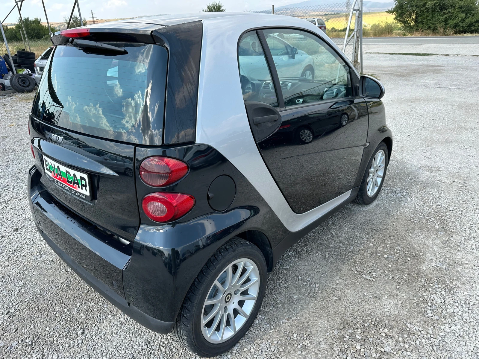 Smart Fortwo 1.0benzin 115433km - изображение 4