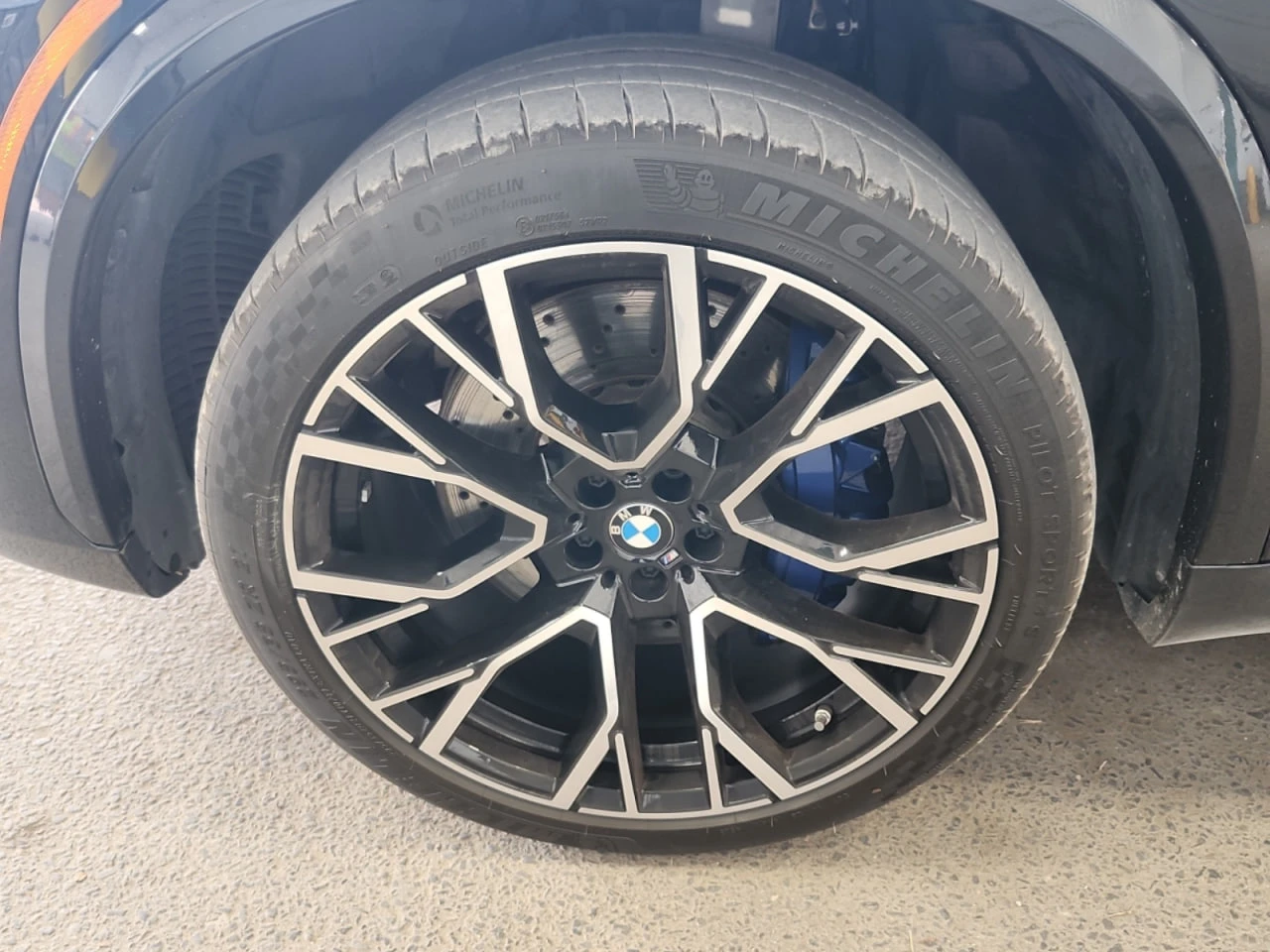 BMW X5M * CARFAX * АВТО КРЕДИТ * ЦЕНА ДО БГ! - изображение 10