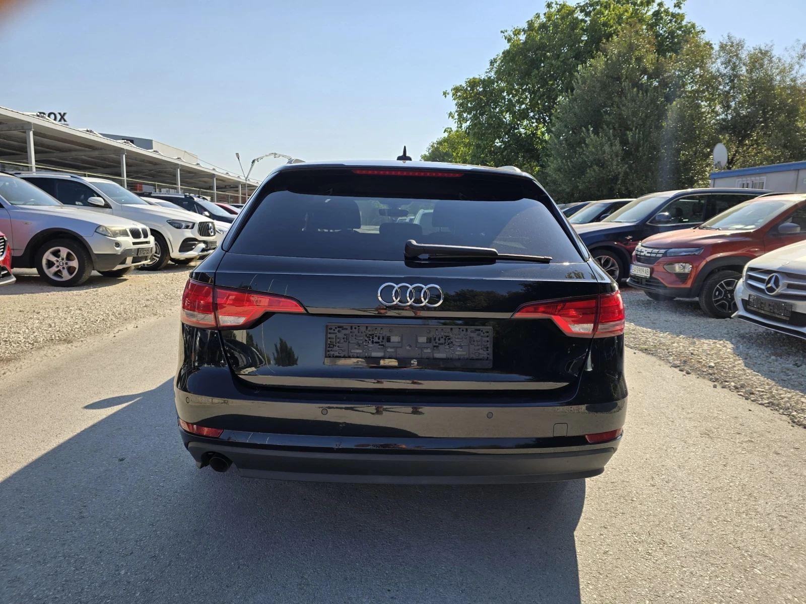 Audi A4 2.0TDI 150к.с Distronic Keyless Go  - изображение 6