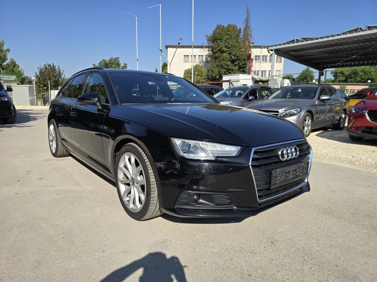 Audi A4 2.0TDI 150к.с Distronic Keyless Go  - изображение 2