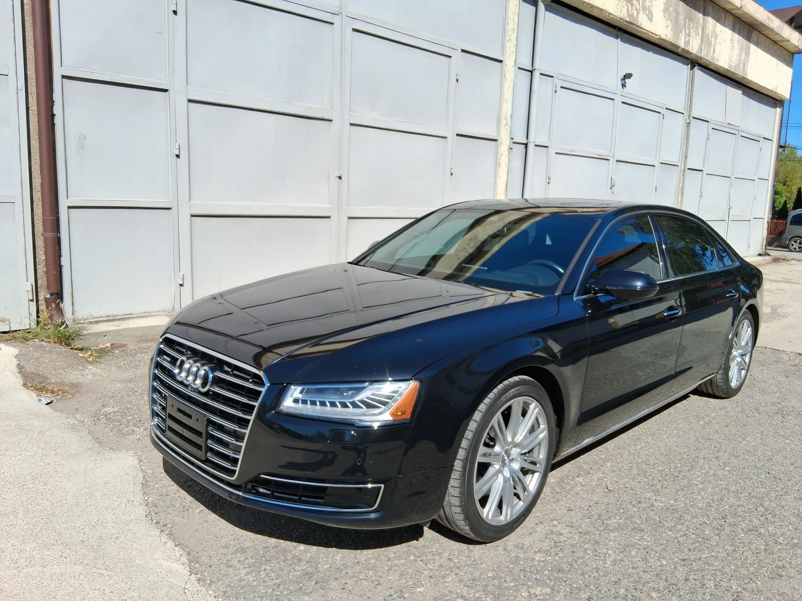 Audi A8 A8 L - изображение 2
