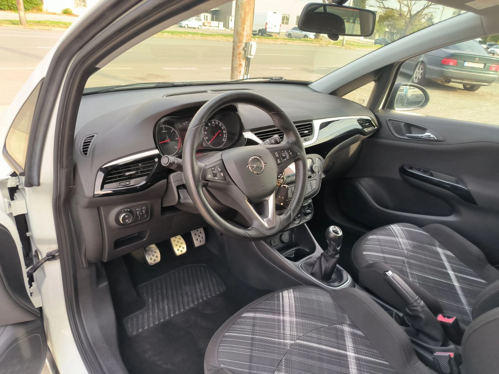 Opel Corsa 1.3d-Euro-6B | Mobile.bg   13