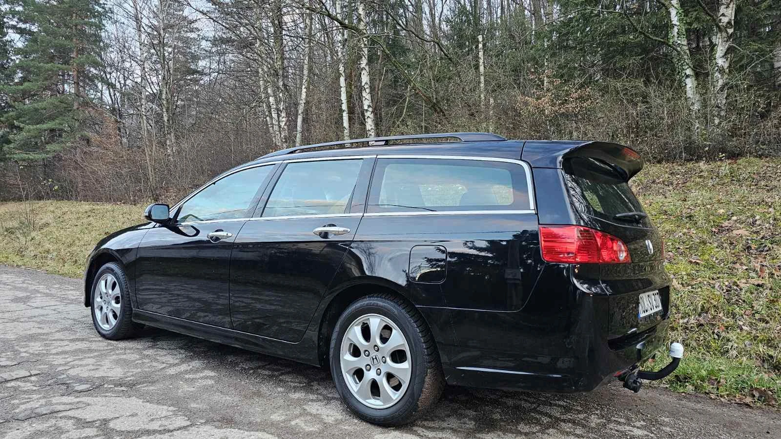 Honda Accord 2.0 - изображение 4