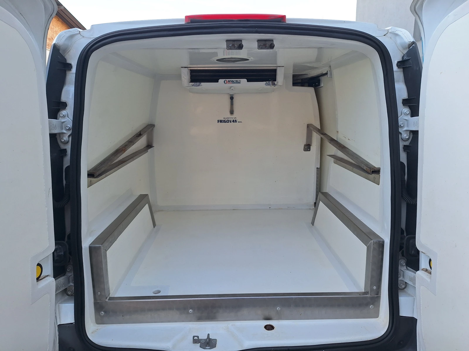 Ford Connect 1.6d 95kc frigo | Mobile.bg   8