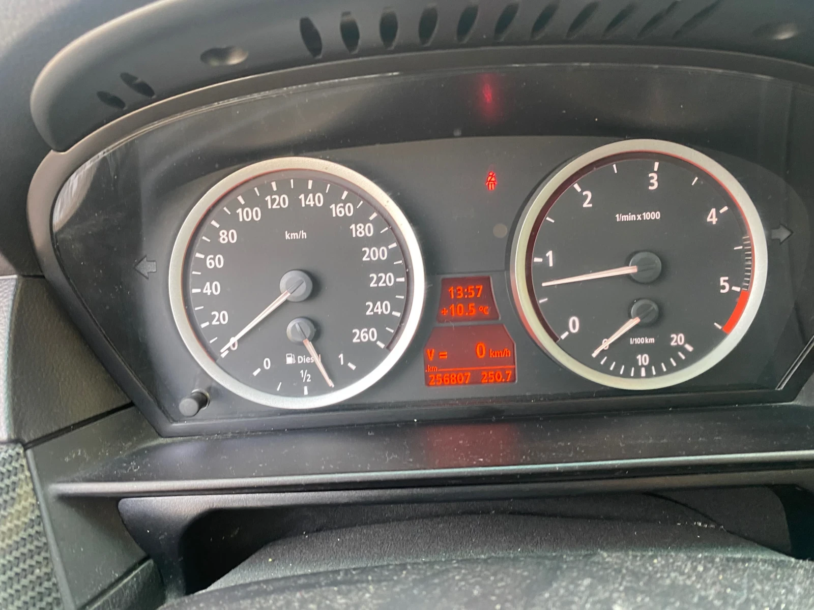 BMW 530 530 XD - изображение 6