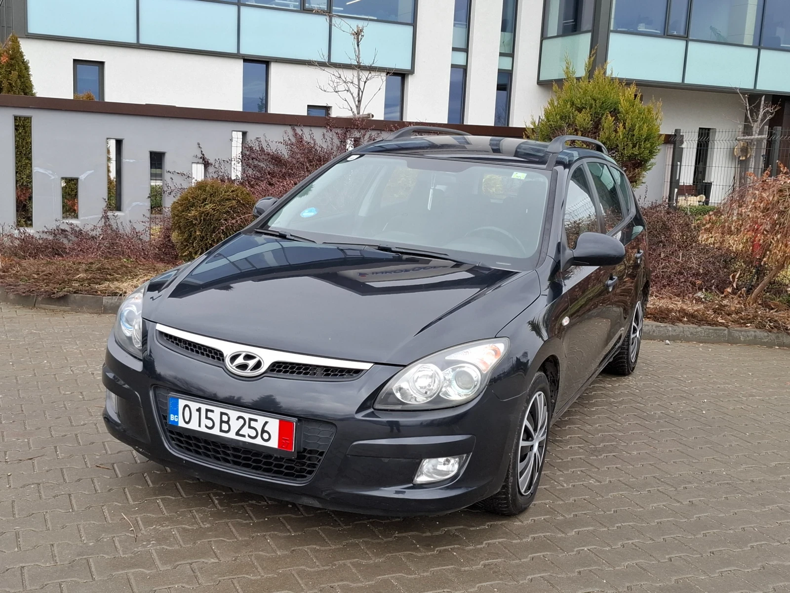 Hyundai I30 1.6CRDI* (90��)* NAVI* ��� ����* *  | Mobile.bg � ����������� 4