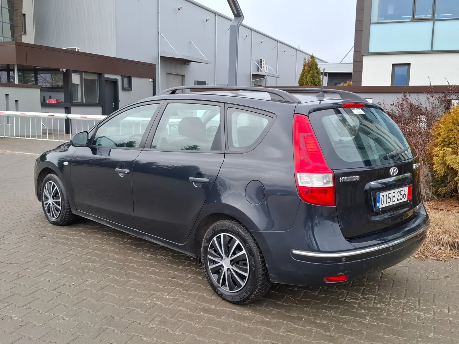 Hyundai I30 1.6CRDI* (90��)* NAVI* ��� ����* *  | Mobile.bg � ����������� 5