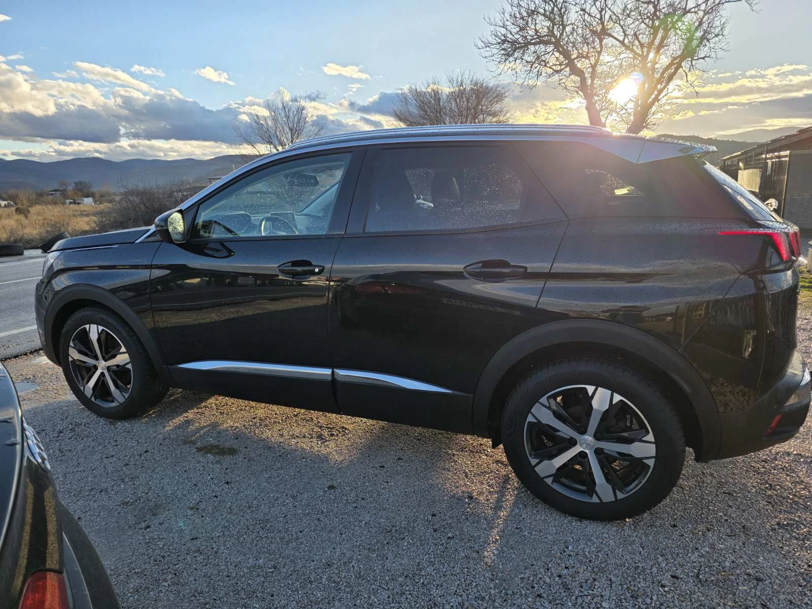 Peugeot 3008 1.2 PureTech Автоматик| Навигация| Парктроник - изображение 7