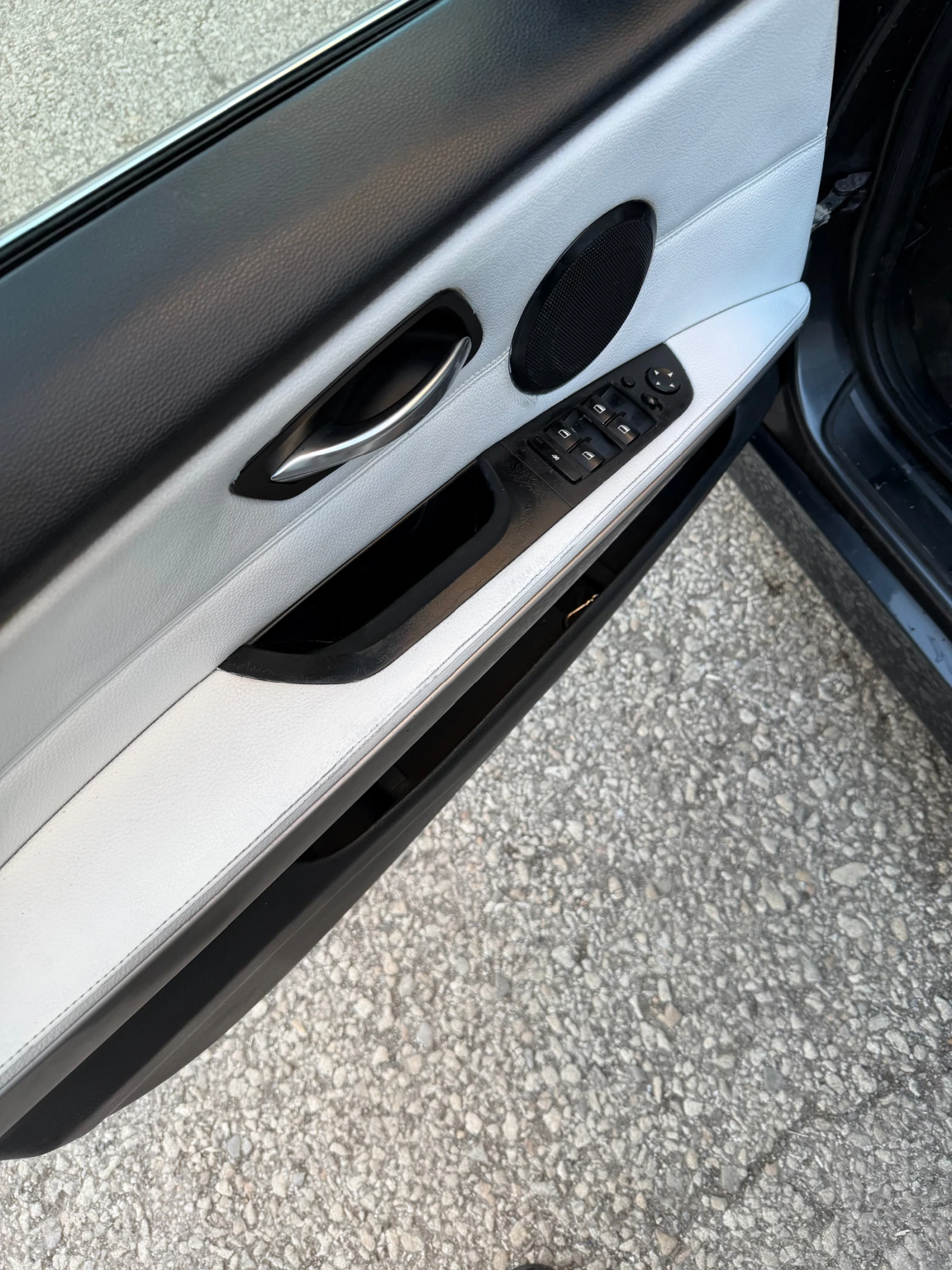 BMW 320, снимка 11 - Автомобили и джипове - 53839365