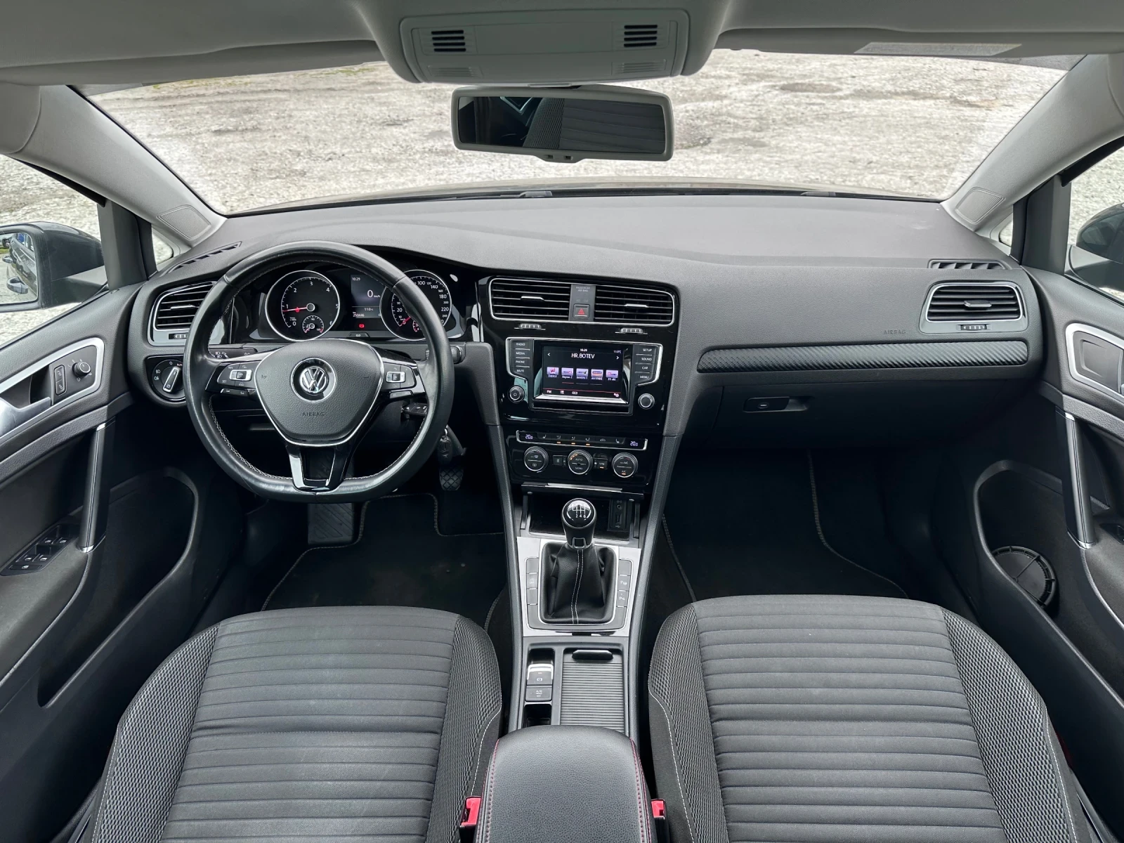 VW Golf 2.0TDI* CUP* LED* ОБСЛУЖЕН* СЕРВИЗНА ИСТОРИЯ* ПЕЧК, снимка 7 - Автомобили и джипове - 53962604