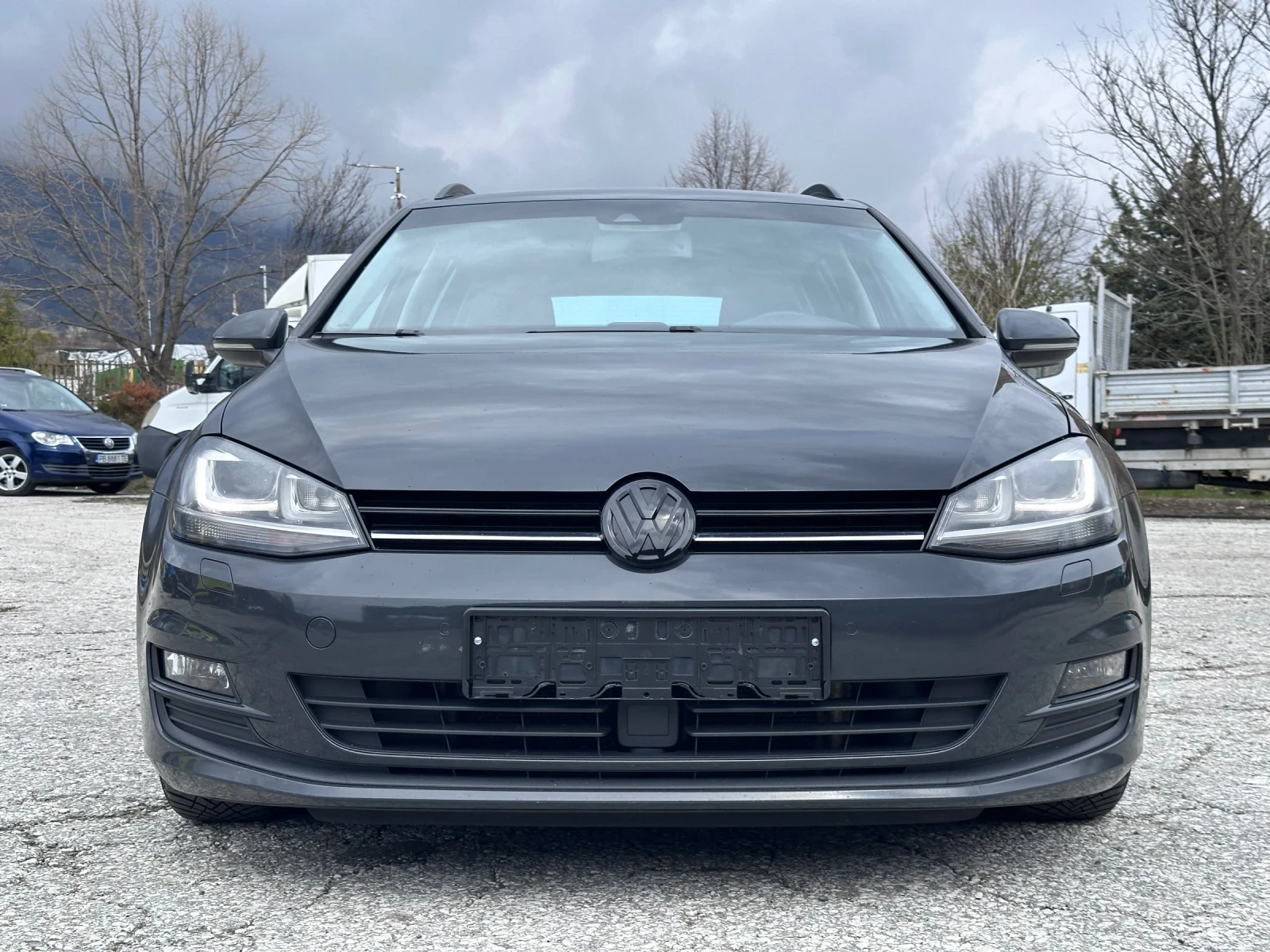 VW Golf 2.0TDI* CUP* LED* ОБСЛУЖЕН* СЕРВИЗНА ИСТОРИЯ* ПЕЧК, снимка 2 - Автомобили и джипове - 53962604