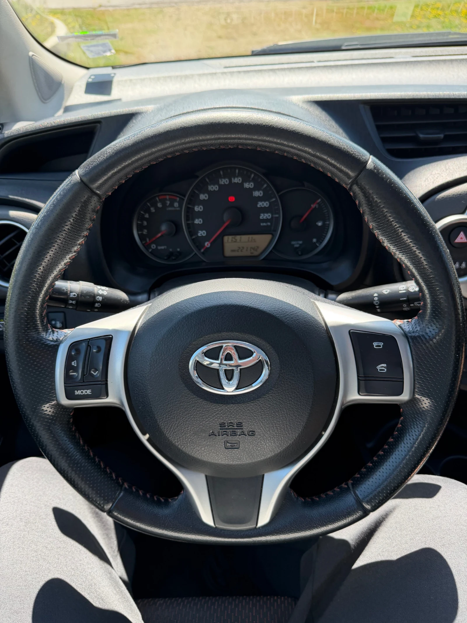 Toyota Yaris CAM/NAVI/LPG/PANO | Mobile.bg � ����������� 11