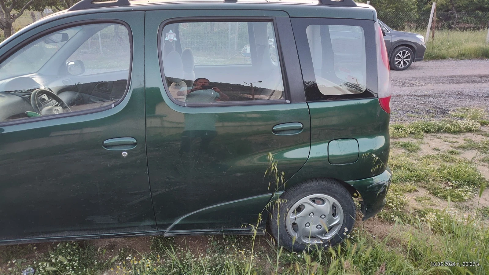 Toyota Yaris verso, снимка 3 - Автомобили и джипове - 54605511