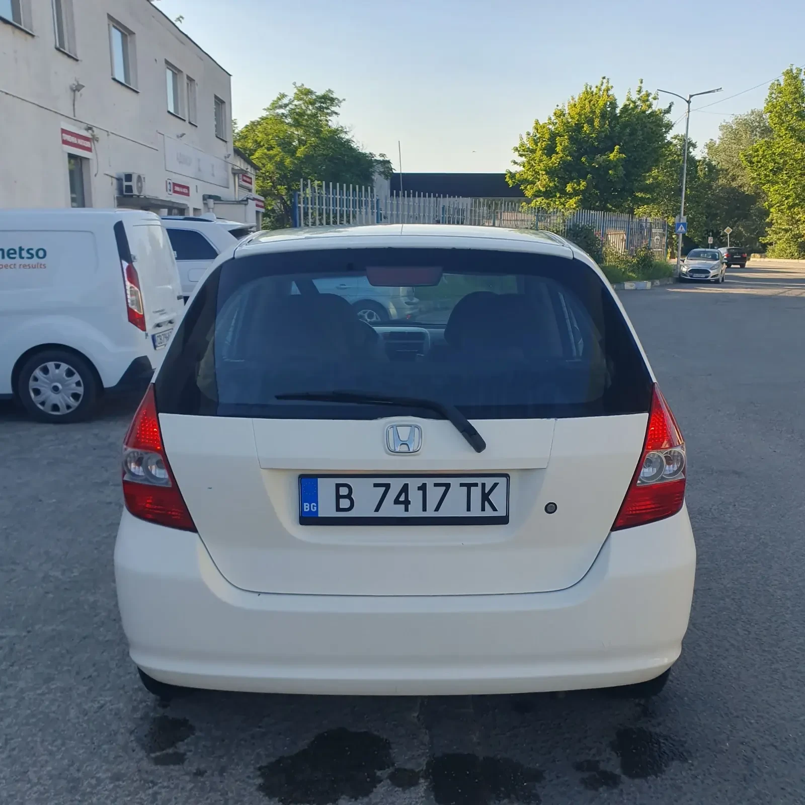 Honda Jazz 1.4i, снимка 4 - Автомобили и джипове - 55001644