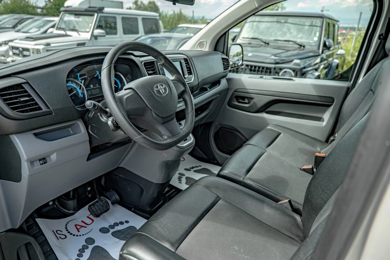 Toyota Proace City Verso Electro/Товарен/Навигация/Климатик, снимка 8 - Автомобили и джипове - 55205792