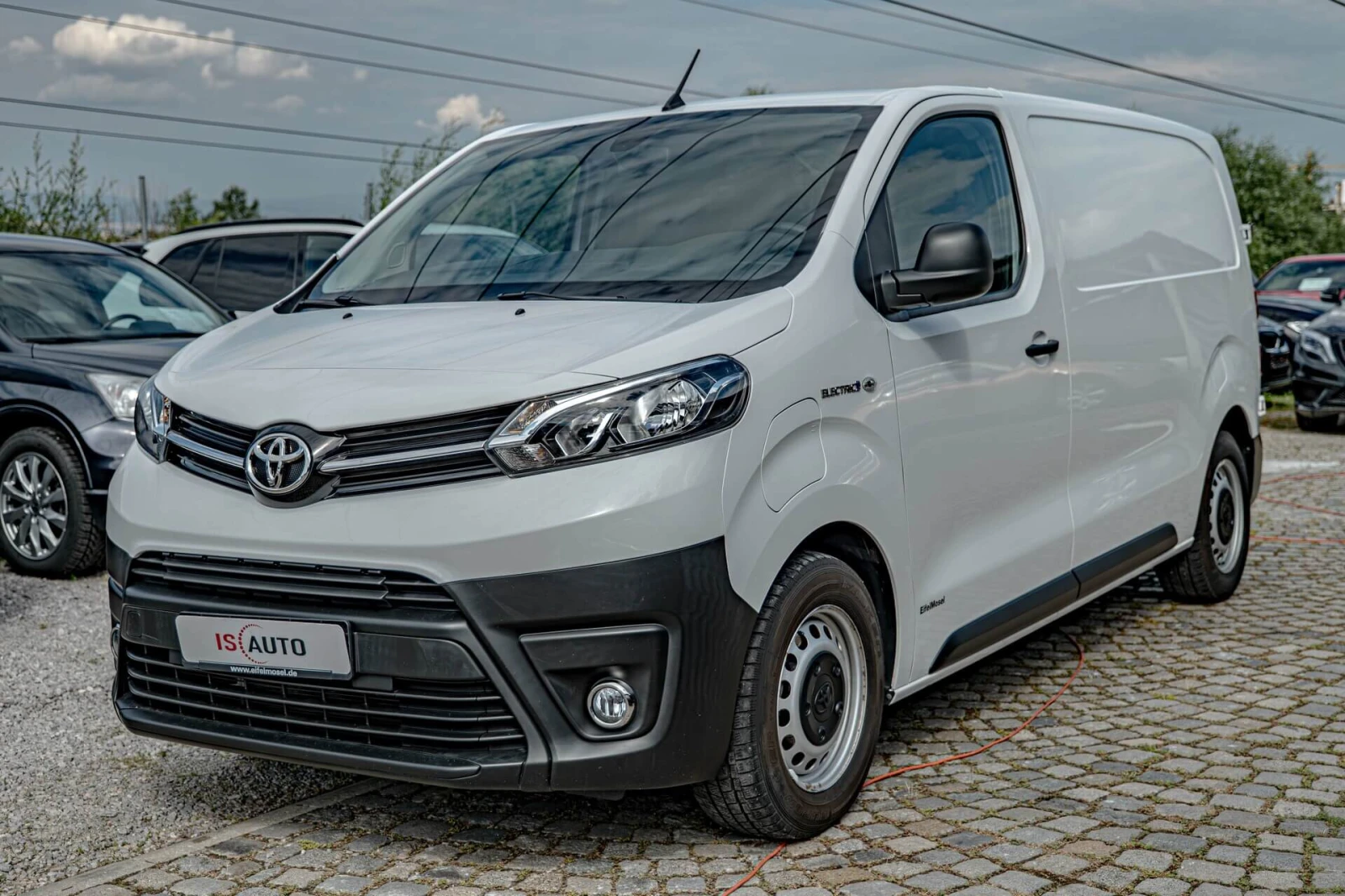 Toyota Proace City Verso Electro/Товарен/Навигация/Климатик, снимка 3 - Автомобили и джипове - 55205792