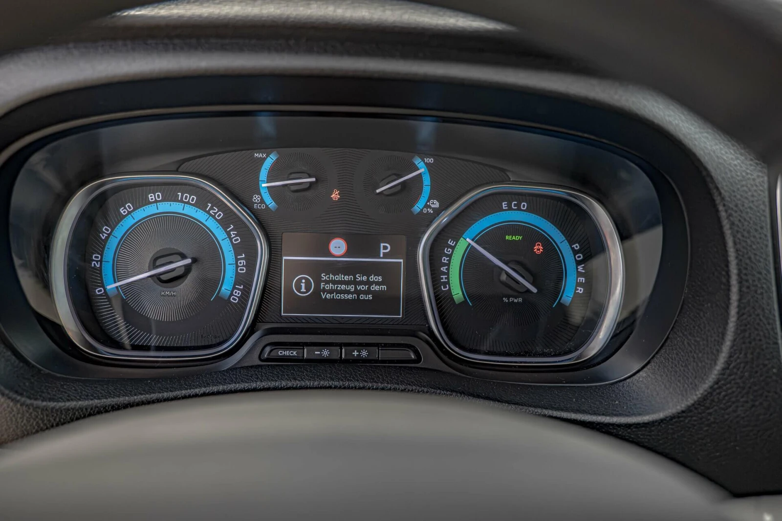 Toyota Proace City Verso Electro/Товарен/Навигация/Климатик, снимка 11 - Автомобили и джипове - 55205792