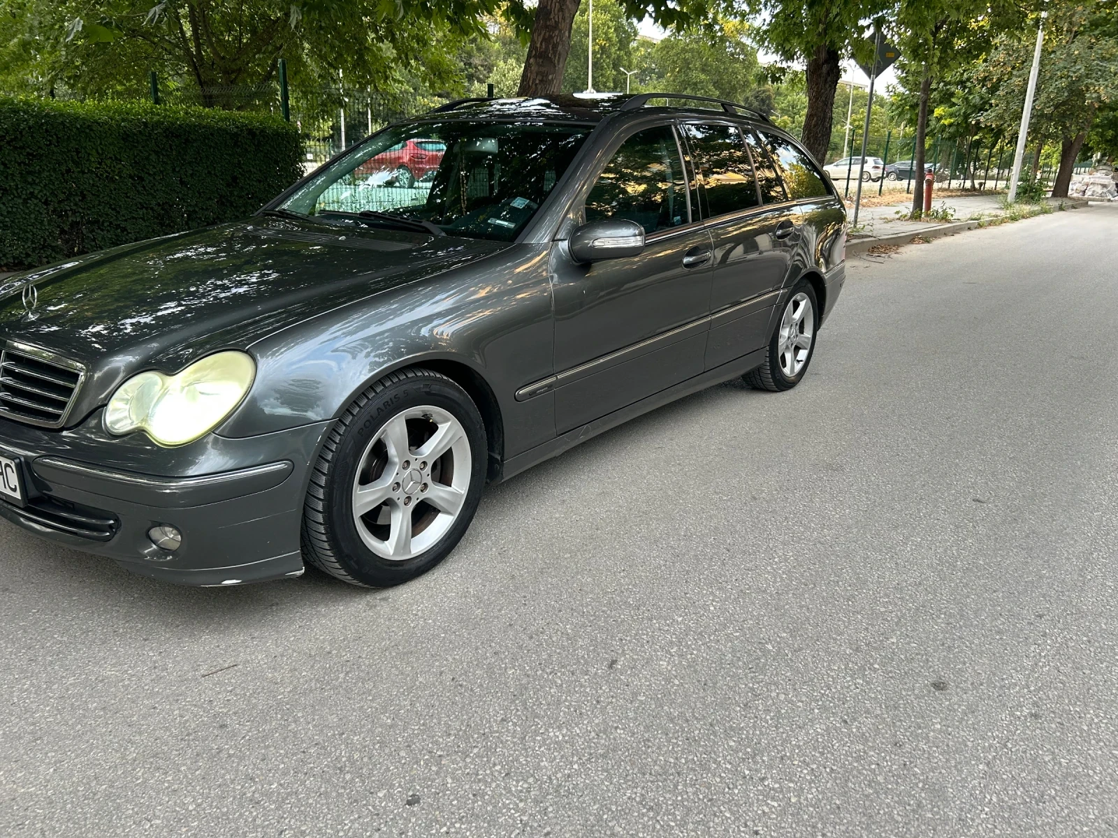 Mercedes-Benz C 220, снимка 4 - Автомобили и джипове - 55235578