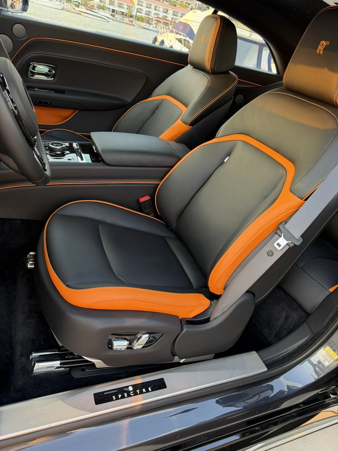 Rolls-Royce Spectre ������� | Mobile.bg � ����������� 6