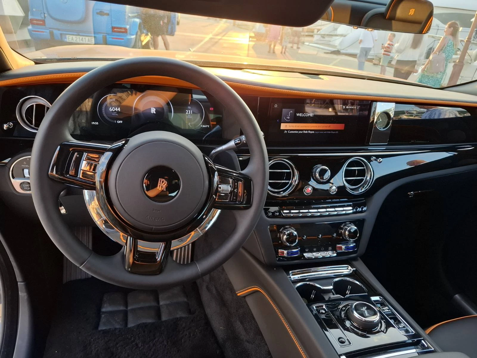 Rolls-Royce Spectre ������� | Mobile.bg � ����������� 10