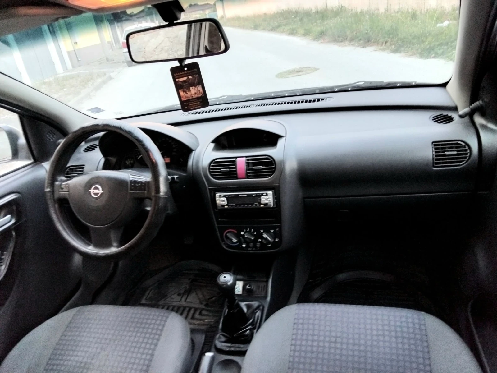 Opel Corsa 1.2i.75k + КЛИМА ГАЗ вписана в талона , снимка 16 - Автомобили и джипове - 55598838