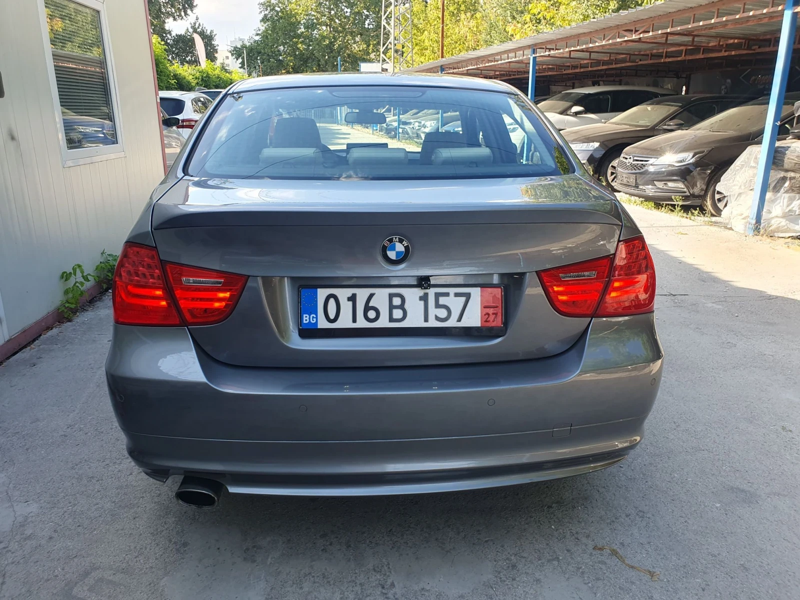 BMW 320 FACE NAVI KOJA KAMERA PODGREV 6skr EURO 5  SEDAN, снимка 6 - Автомобили и джипове - 55648460
