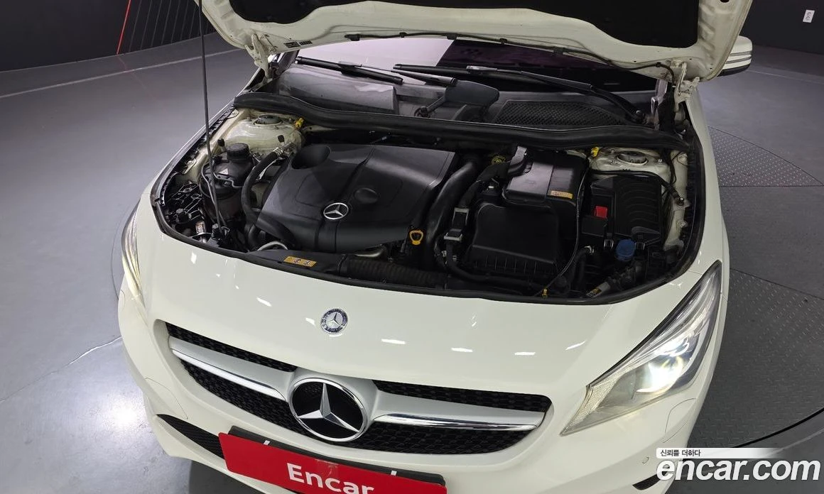Mercedes-Benz CLA CLA200 CDI 4MATIC, снимка 6 - Автомобили и джипове - 56117236