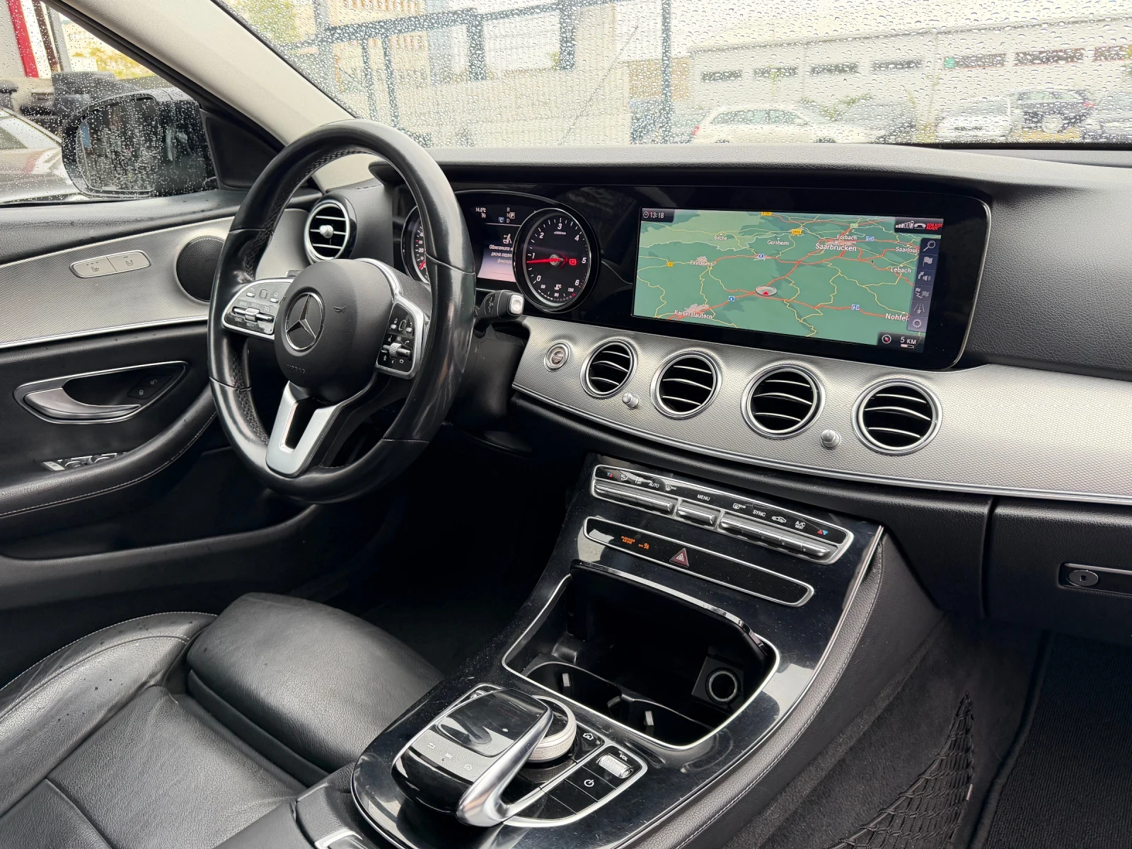 Mercedes-Benz E 220 CDI 194ps AMG LINE 9-G tronic  ��� 2021� | Mobile.bg � ����������� 14