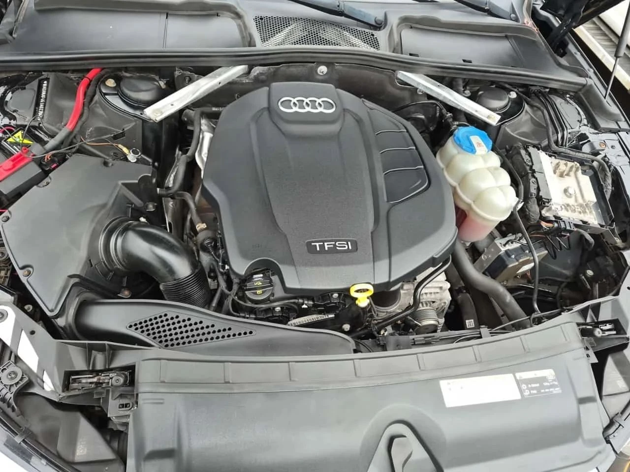 Audi A4, снимка 17 - Автомобили и джипове - 56689136
