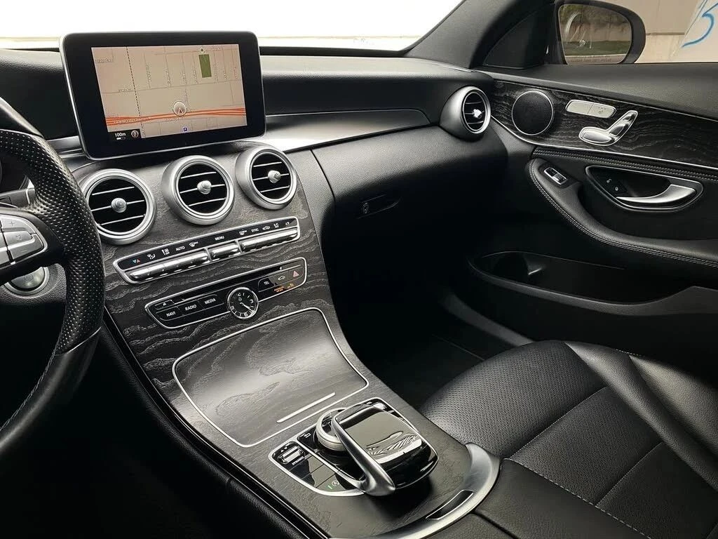 Mercedes-Benz C 300, снимка 8 - Автомобили и джипове - 56699493