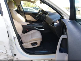 Jaguar F-PACE PRESTIGE P300 AWD Automatic * CARFAX* , снимка 5