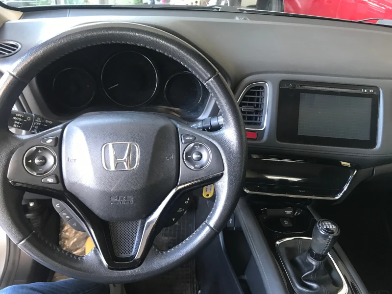 Honda Hr-v 1, 6 i-DTEC, снимка 8 - Автомобили и джипове - 48344510