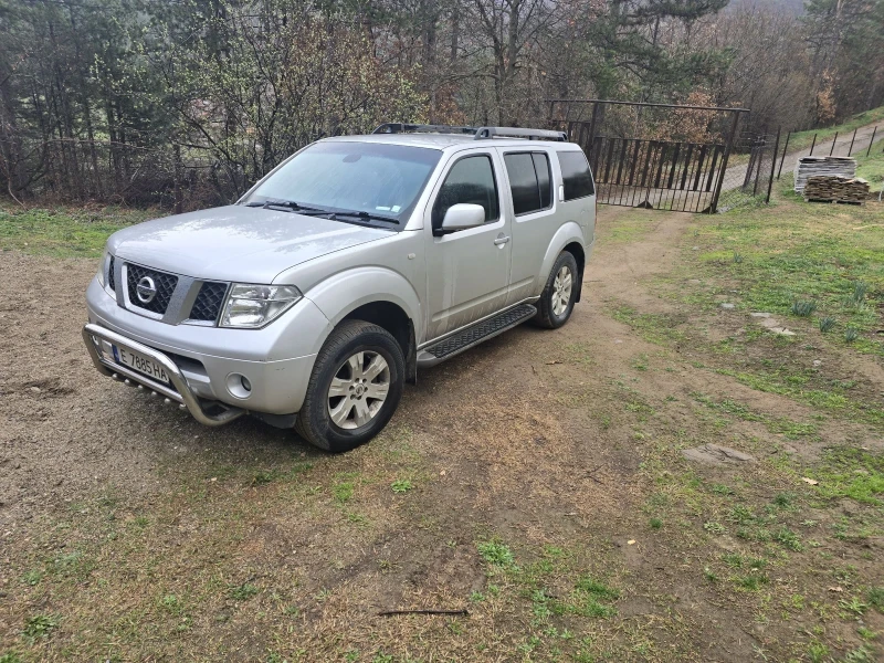 Nissan Pathfinder, снимка 7 - Автомобили и джипове - 49534542