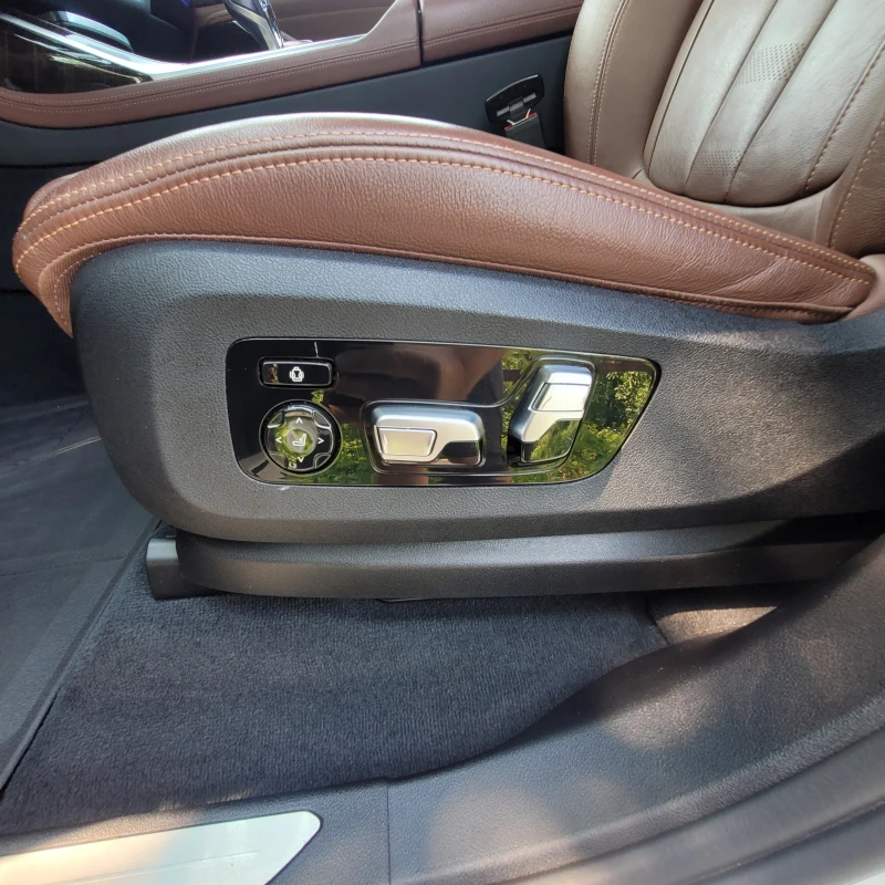 BMW X7, снимка 5 - Автомобили и джипове - 52408469