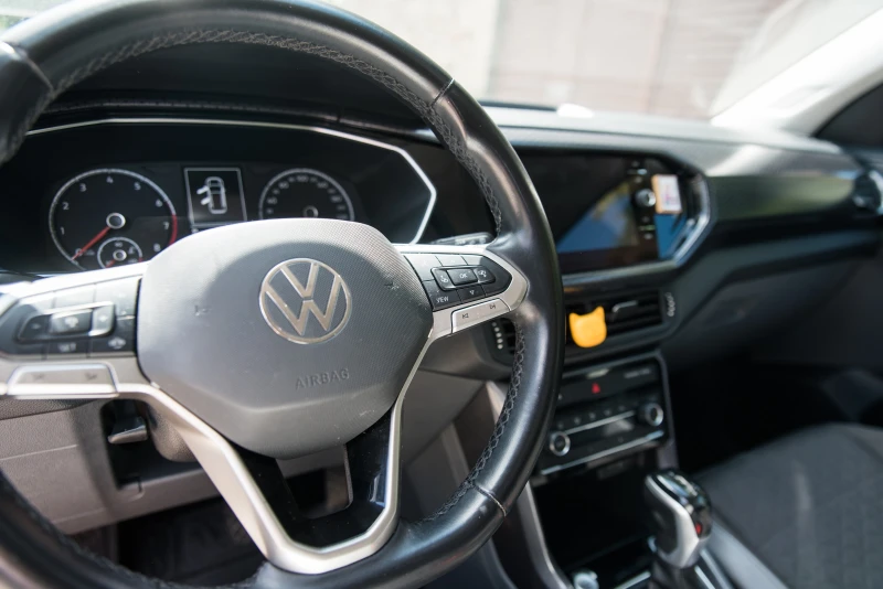 VW T-Cross, снимка 5 - Автомобили и джипове - 53181592