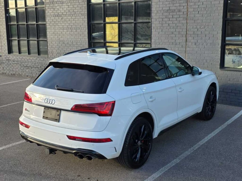 Audi SQ5 * Technik 3.0 TFSI quattro * CARFAX * БЕЗ ПЪРВОНАЧ, снимка 10 - Автомобили и джипове - 52905632