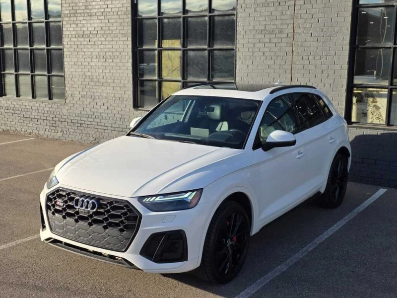 Audi SQ5 * Technik 3.0 TFSI quattro * CARFAX * БЕЗ ПЪРВОНАЧ, снимка 2 - Автомобили и джипове - 52905632