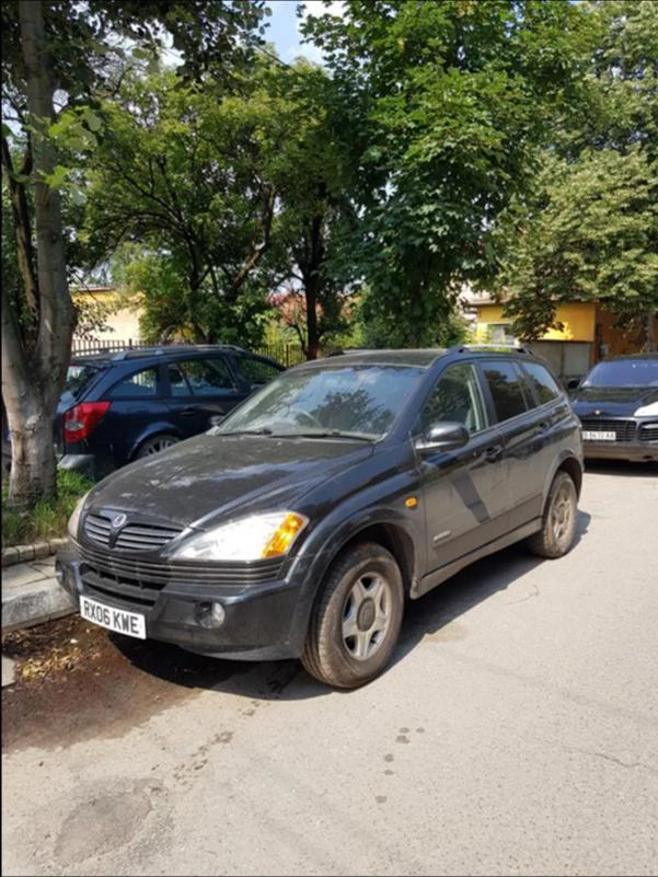 SsangYong Kyron 2.0 CRDI AUTO, снимка 2 - Автомобили и джипове - 25770845