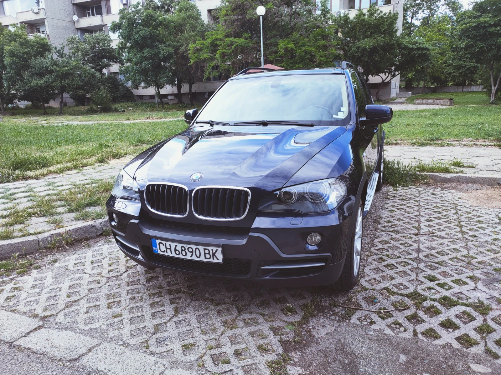 BMW X5 4.8i Газ BRC - изображение 9
